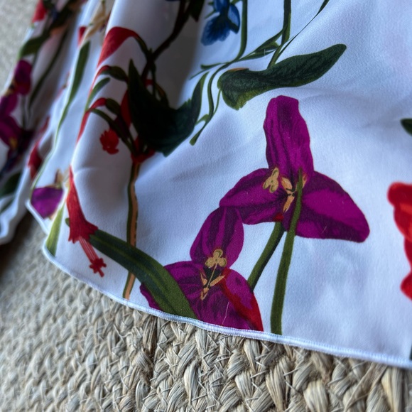 Aritzia Floral Little Moon Button Down Blouse Size XS - Picture 5 of 13